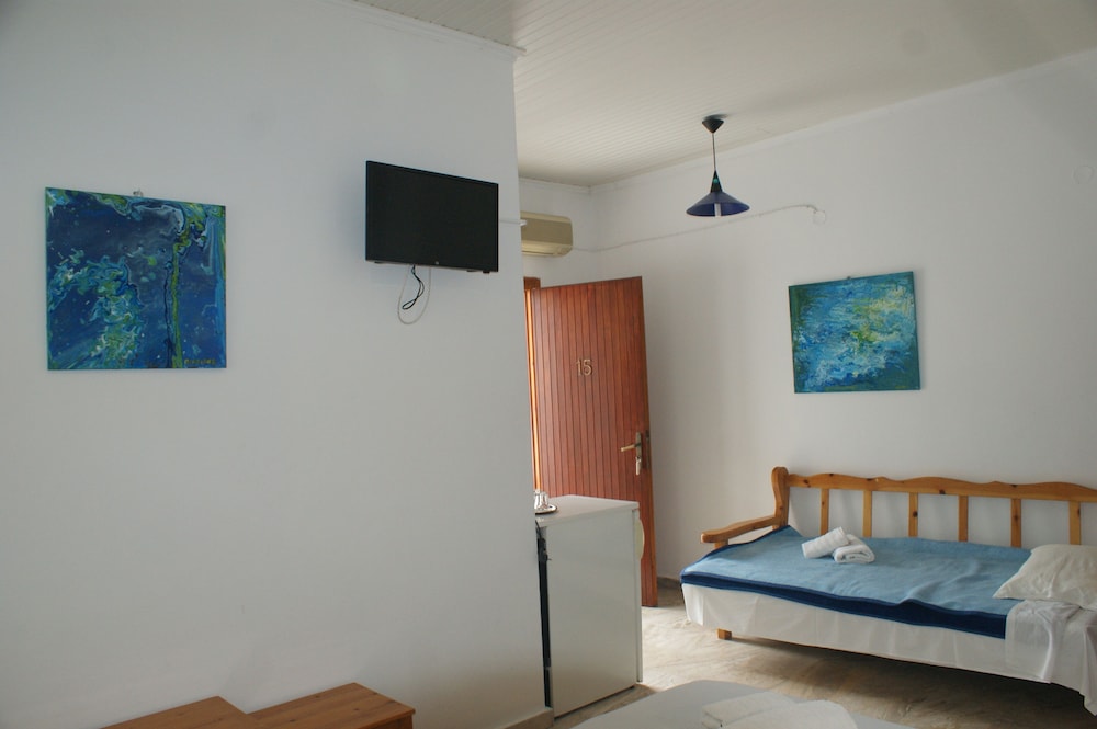 

Milano - Paros - Hotel Eleftheria