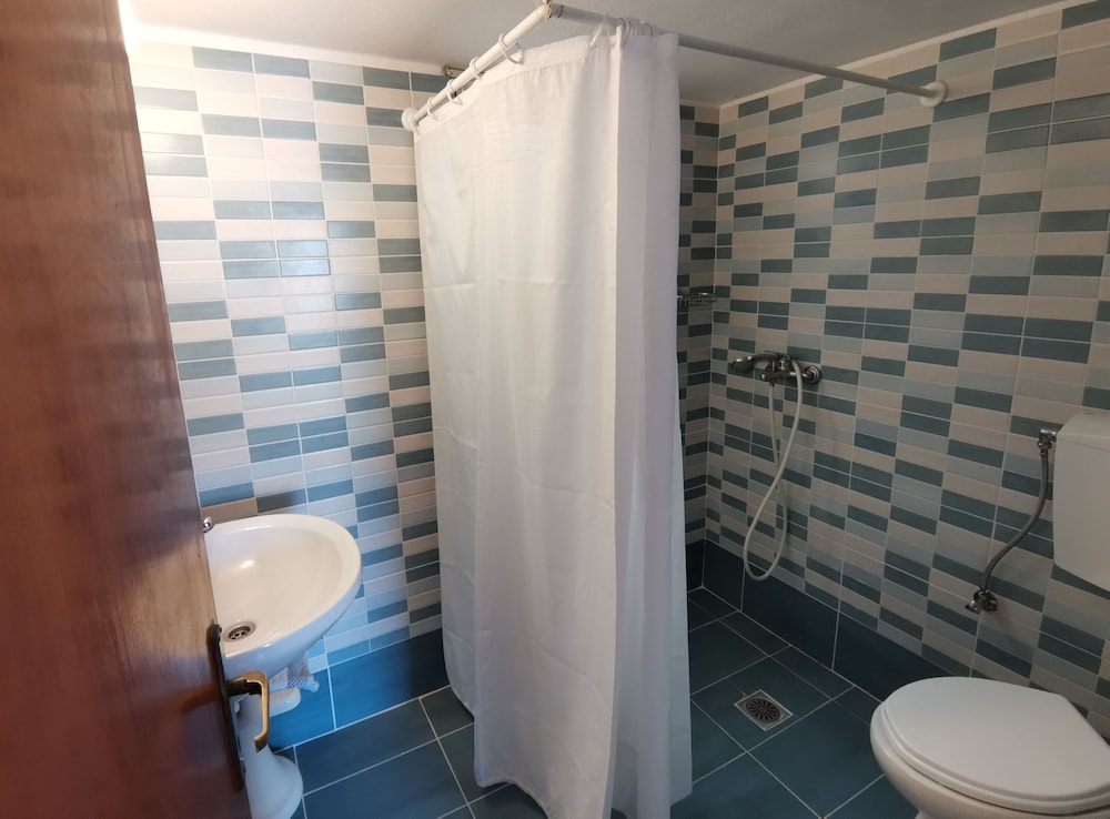 

Milano - Parikia - Hotel Eleftheria