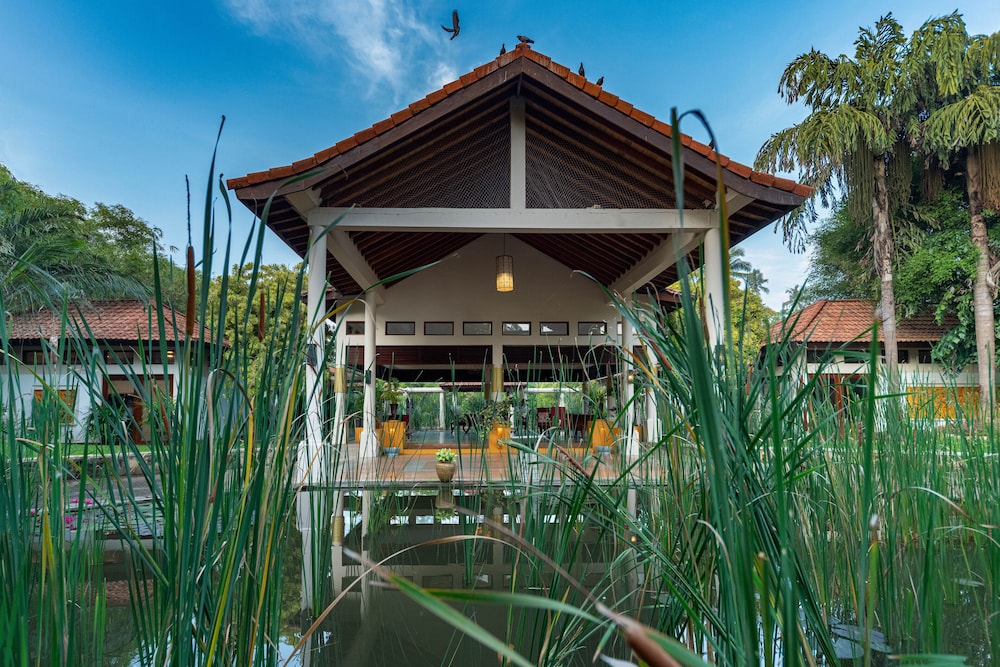 

Catania - Wadduwa - Serene Pavilions