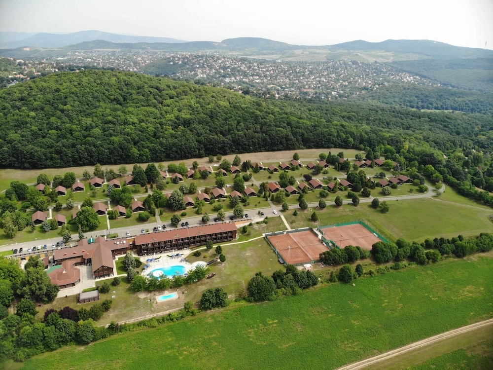 

Salerno - Budapest - Petneházy Aparthotel