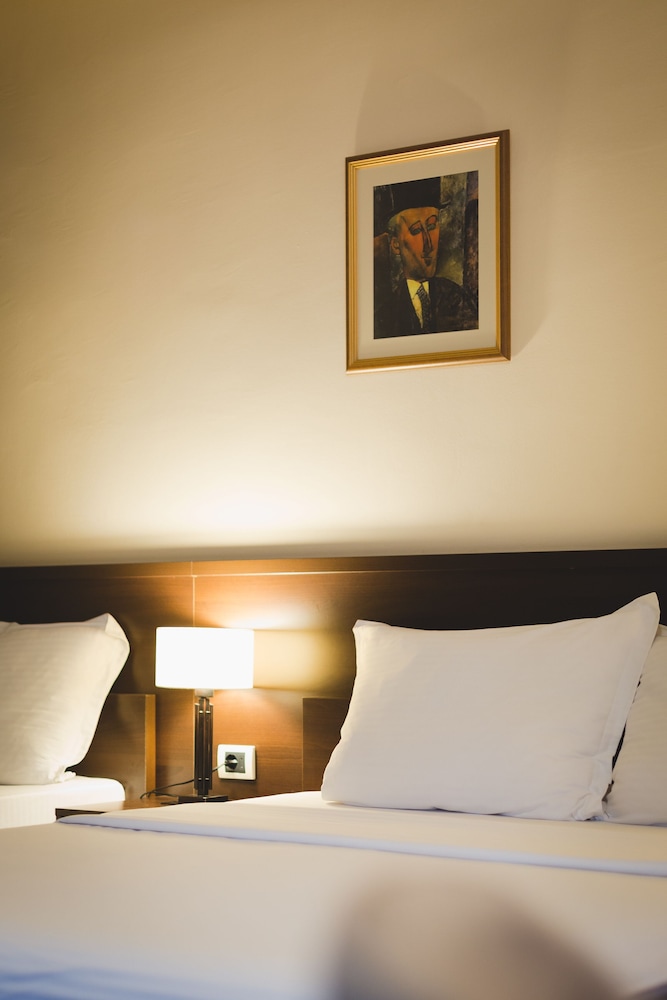

Milano - Podgorica - Hotel Keto