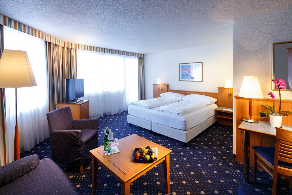 

Milano - Svitto - Swiss Holiday Park Resort