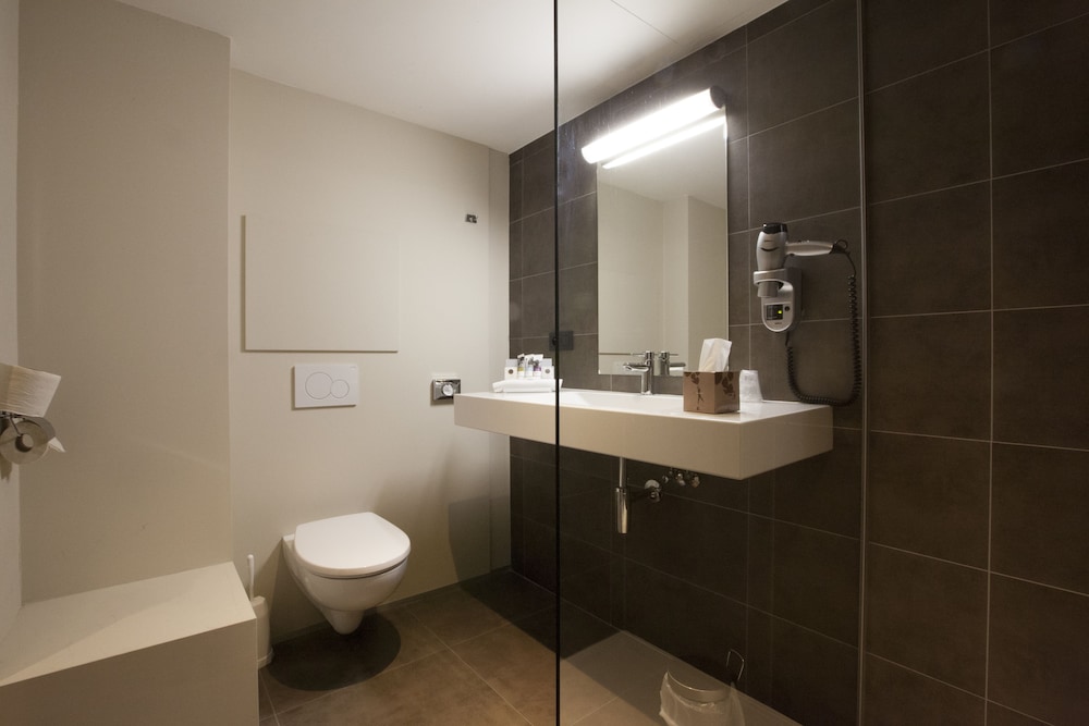

Napoli - Mechelen - Hotel Vé
