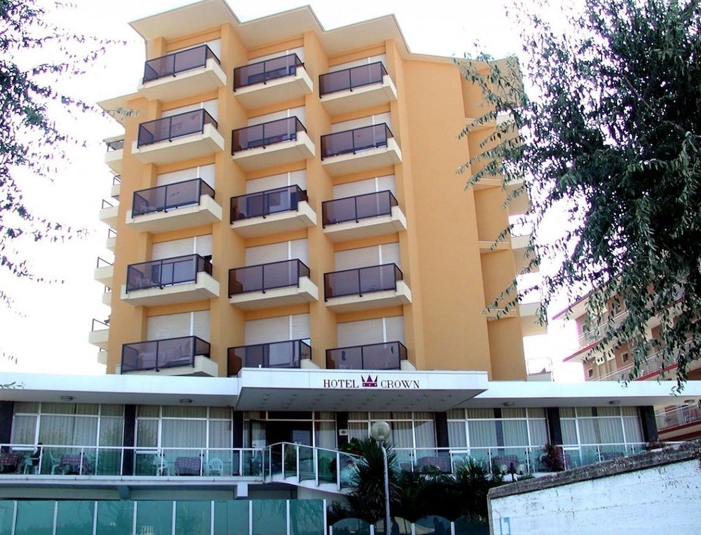 

Milano - Riviera Romagnola, Mare Italia - Hotel Crown
