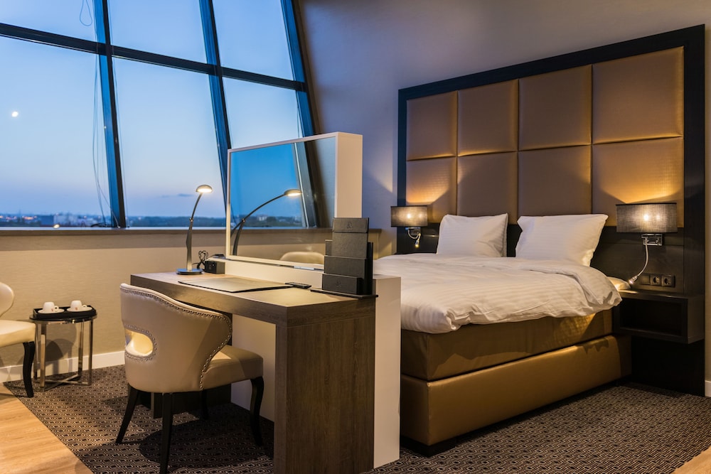 

Milano - L'Aia - Riva hotel Den Haag - Delft
