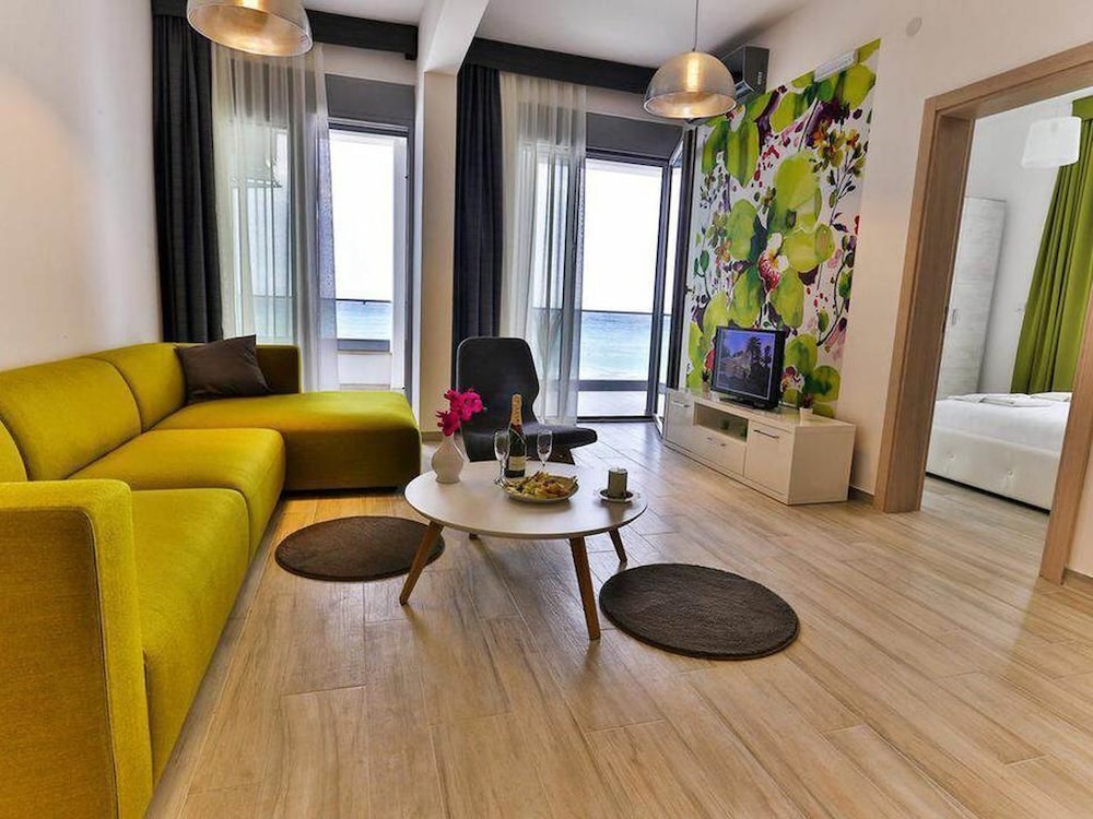

Milano - Sutomore - Apart Hotel Sea Fort