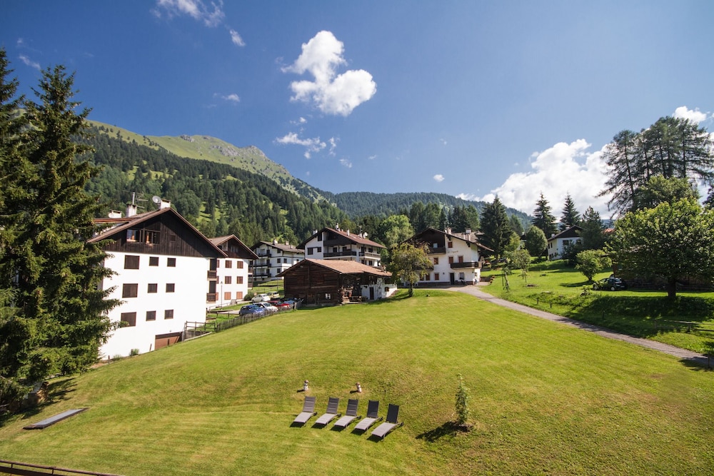 

Milano - Val di Fassa, Montagna Italia - Hotel Stella Alpina
