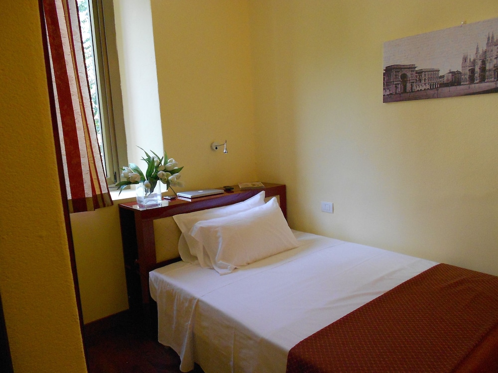 

Alghero - Milano - Hotel Minerva