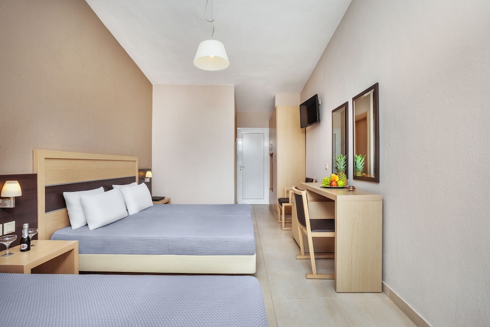 

Milano - Sani Beach - Iris Hotel