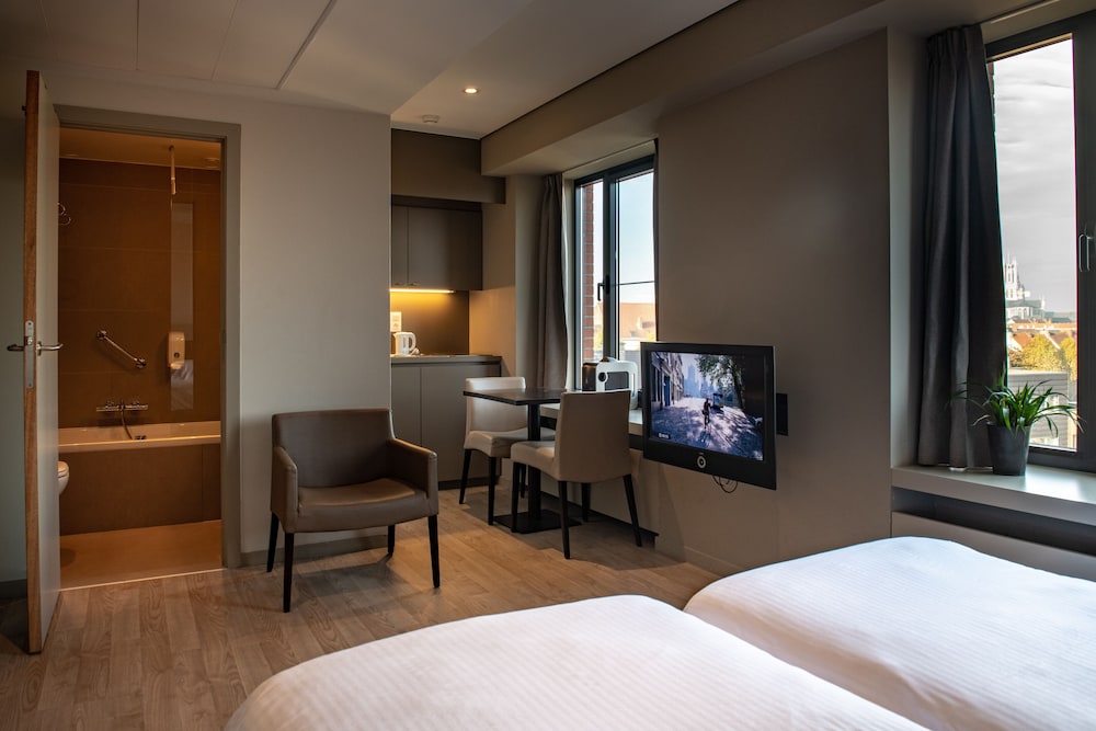 

Roma - Gent - Aparthotel Castelnou