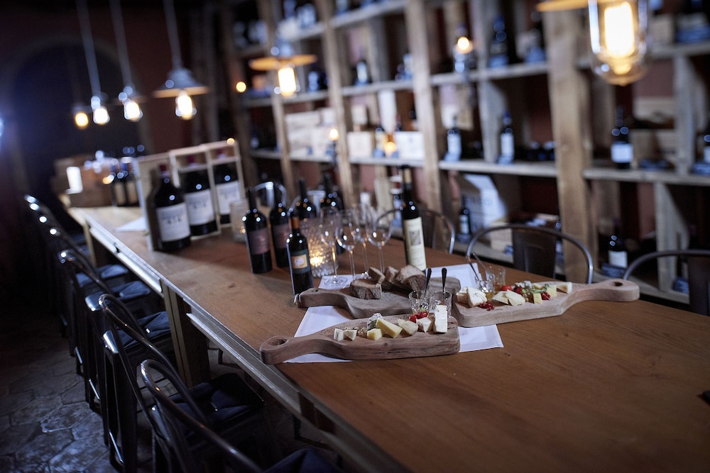 

Roma - Thun - Italian Lifestyle Hotel & Osteria Chartreuse