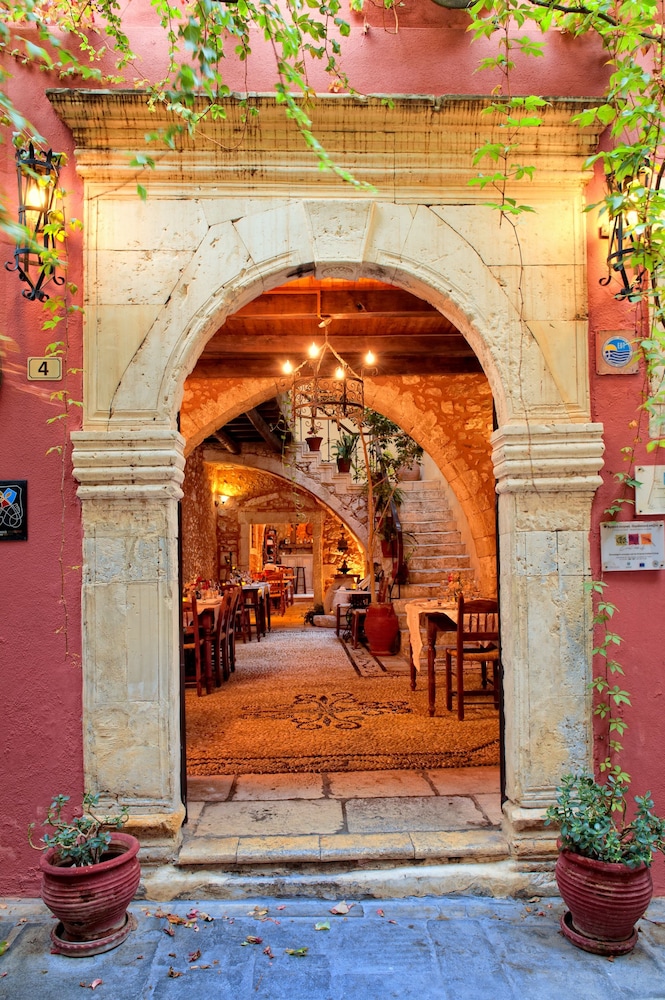 

Napoli - Adelianos Kampos - Veneto Boutique Hotel