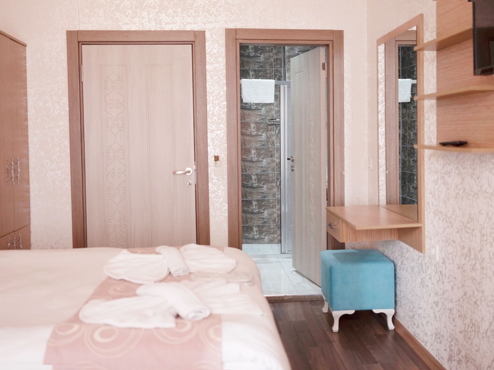 

Milano - Beyoğlu - Hotel Megaron