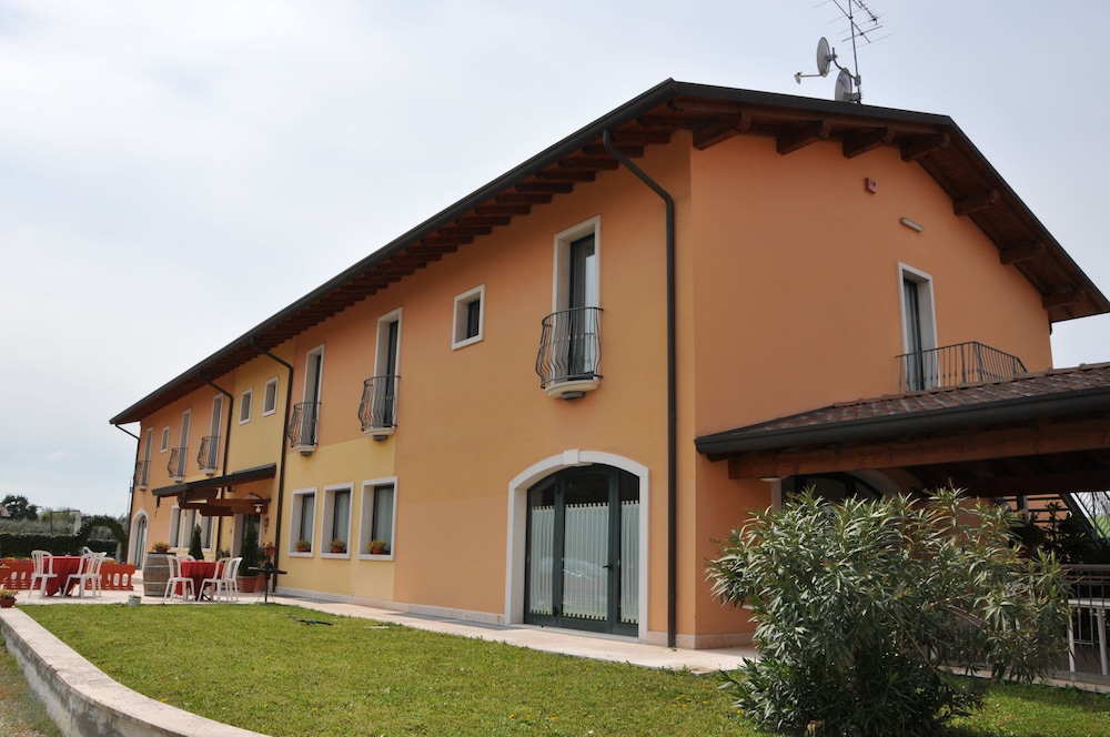 

Roma - Peschiera del Garda - Hotel Agli Ulivi