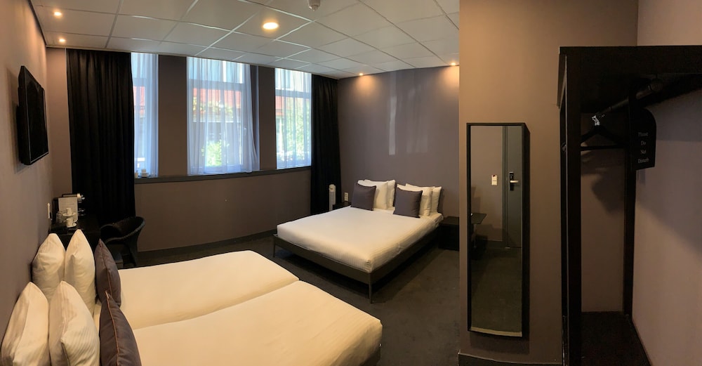 

Napoli - Zaandam - Hotel De Looier