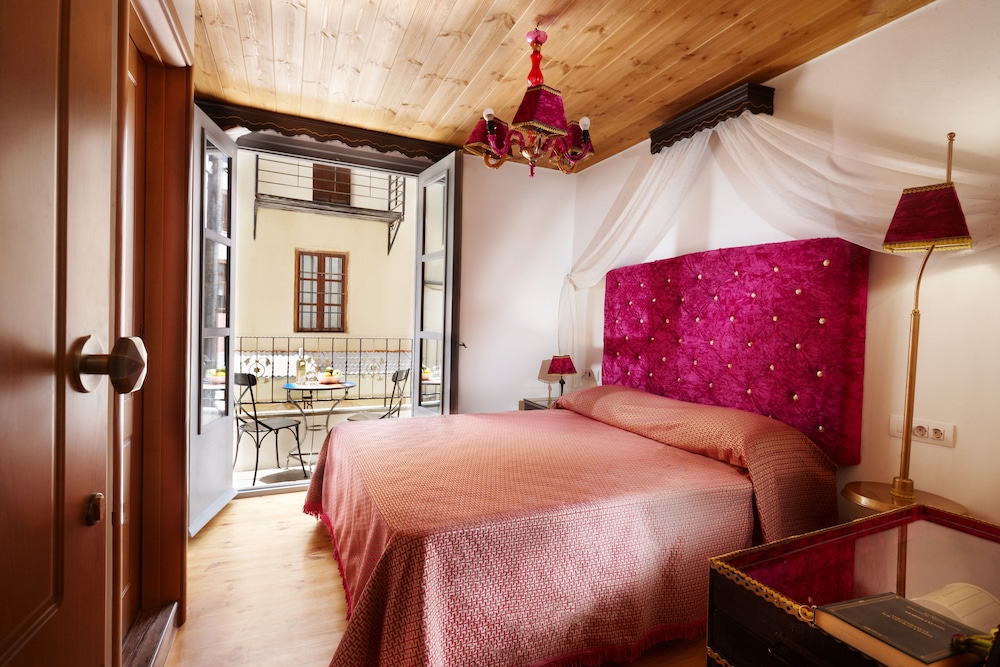 

Firenze - Chania - Casa Perla Suites