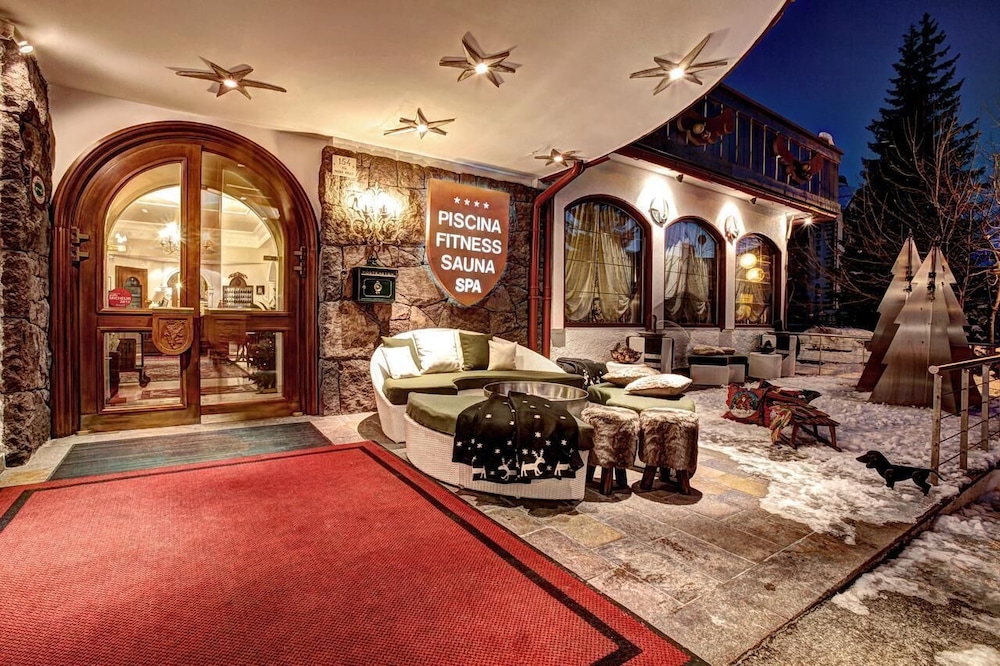 

Olbia - Val di Fassa, Montagna Italia - Storico Hotel Regina