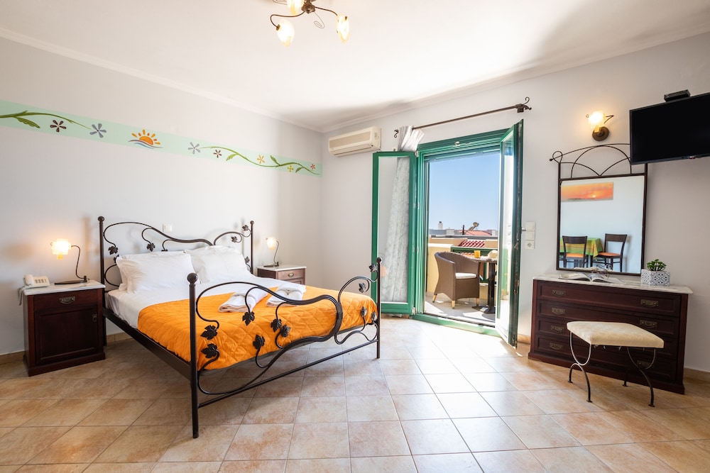 

Venezia - Foiníkion - Dilina Studios