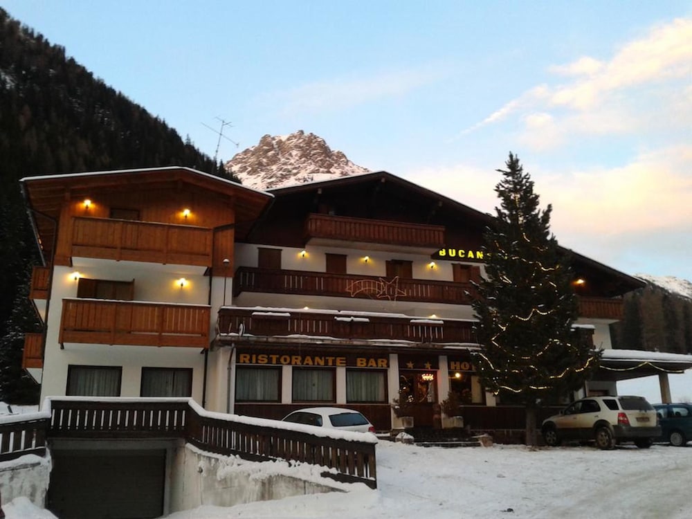 

Milano - Moena - Hotel Bucaneve
