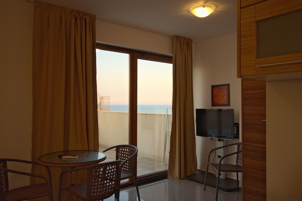 

Milano - Tsarevo - Seagarden Villa Resort