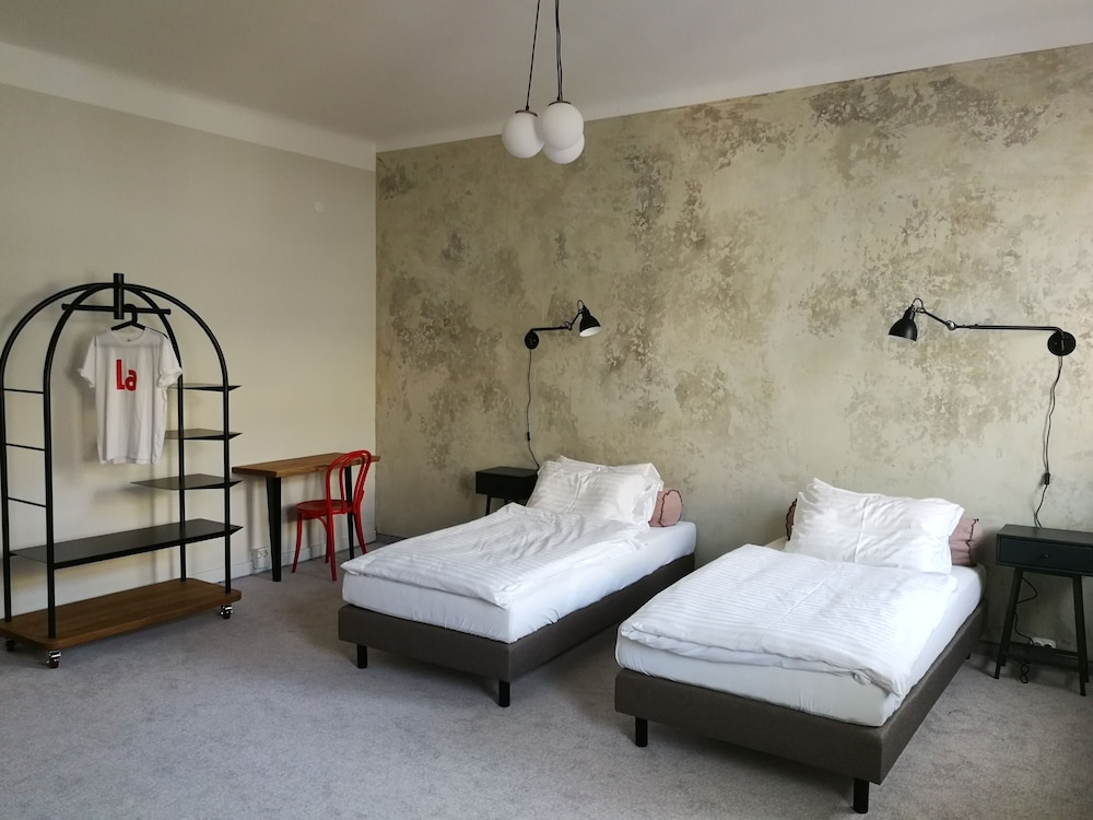 

Bari - Vienna - Hotel Babula am Augarten
