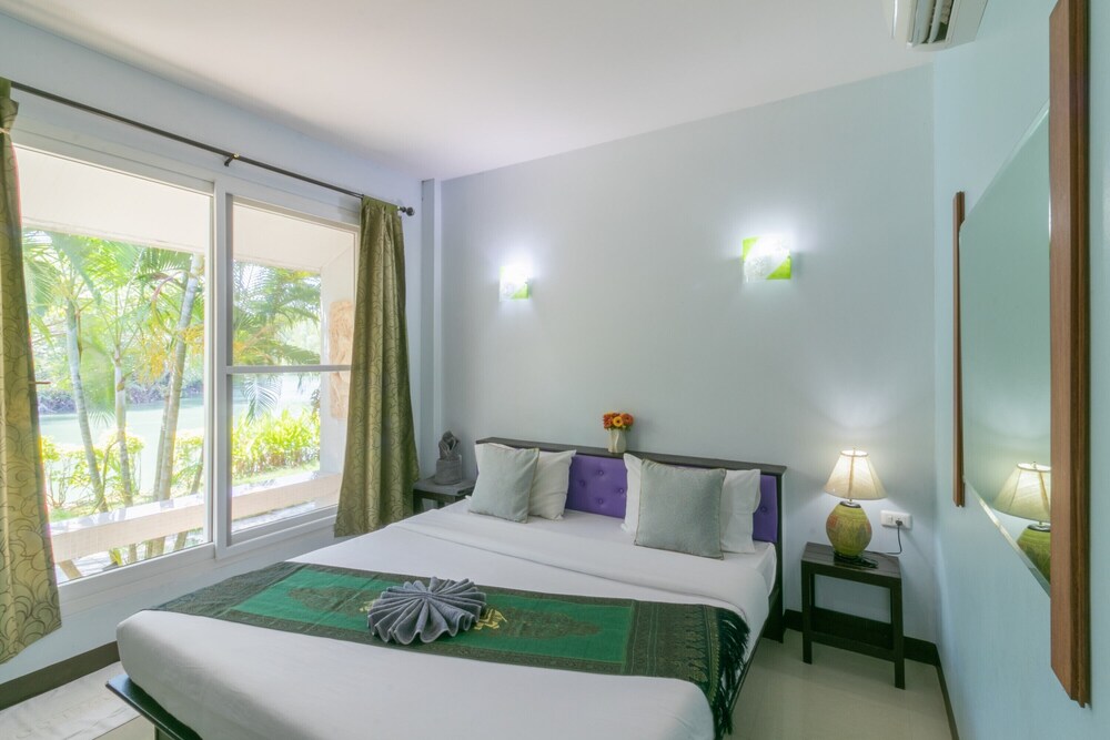 

Catania - Chalong - Chaiyo Resort