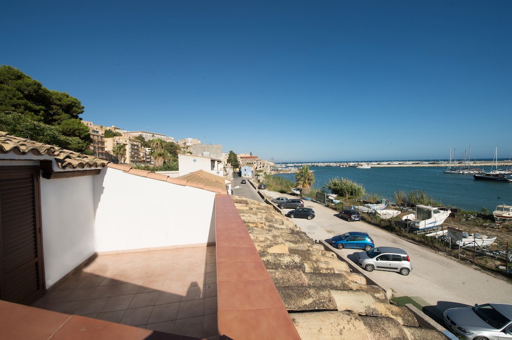 

Torino - Sciacca - Hotel Aliai