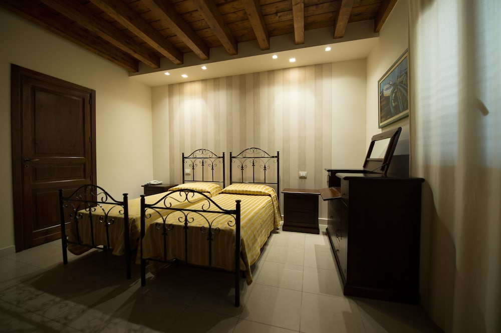 

Napoli - Sciacca - Hotel Aliai