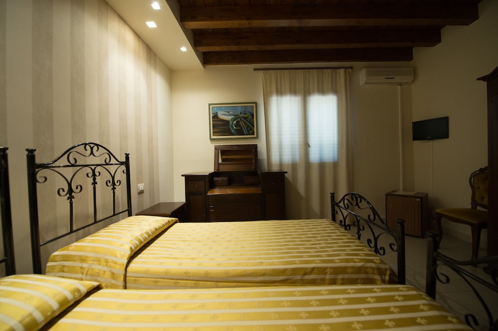 

Torino - Sciacca - Hotel Aliai