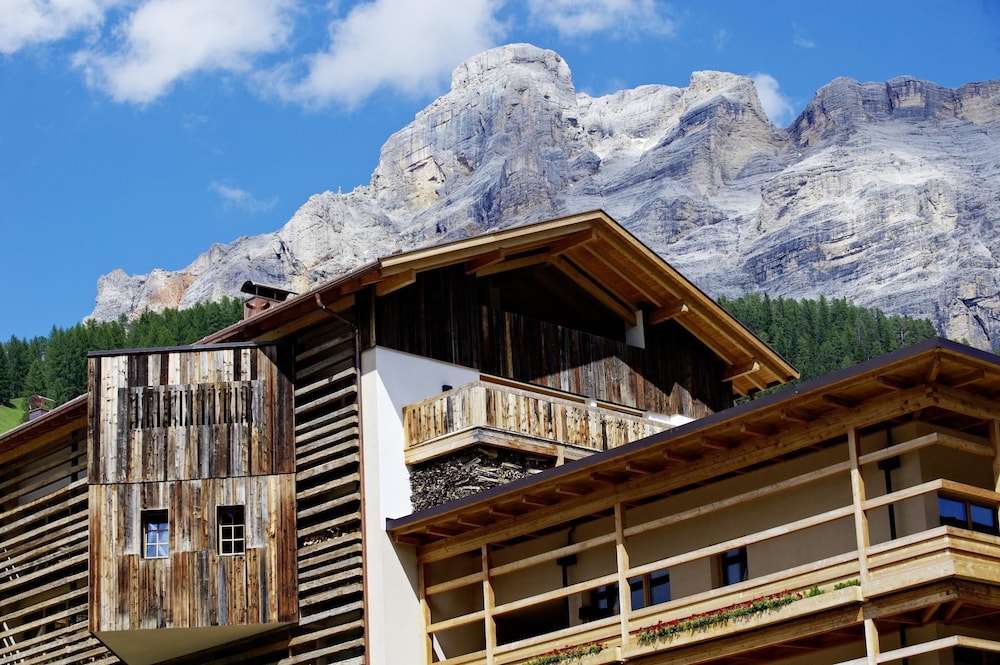 

Milano - San Ciascian - Lagació Hotel Mountain Residence