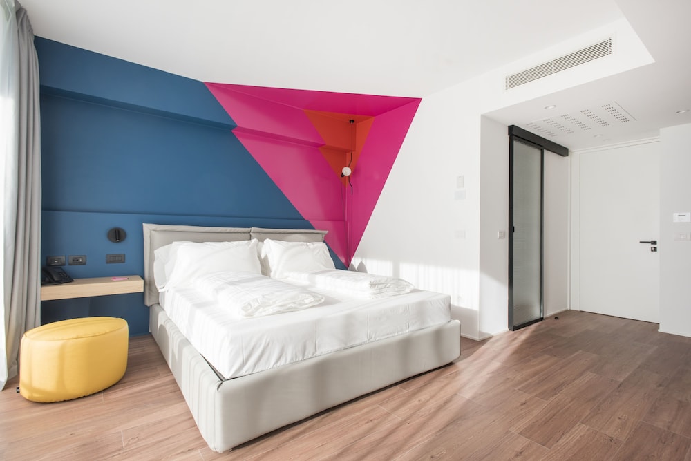 

Lamezia Terme - Arco - Hoody Active & Happiness Hotel