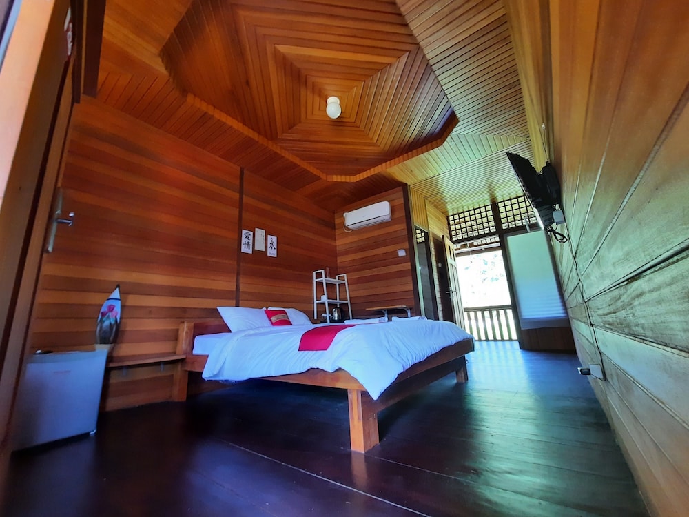 

Roma - Senggigi - Hotel Besar Bulan Baru - Senggigi