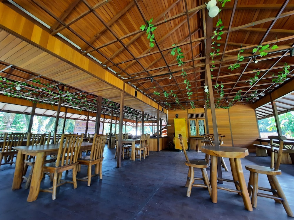 

Bologna - Senggigi - Hotel Besar Bulan Baru - Senggigi