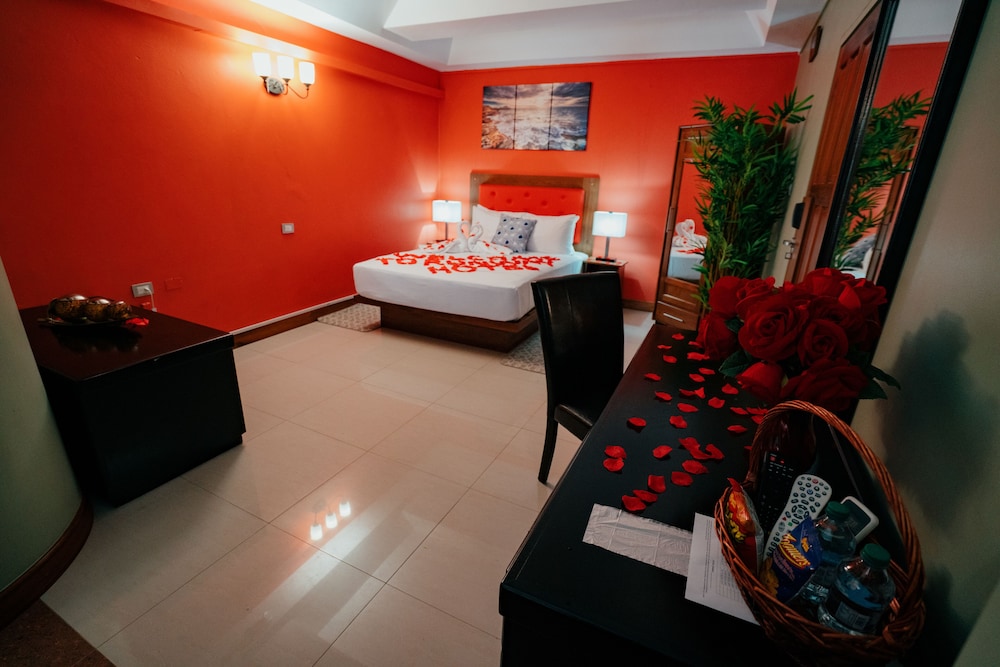 

Bologna - Piarco - Runway Hotel