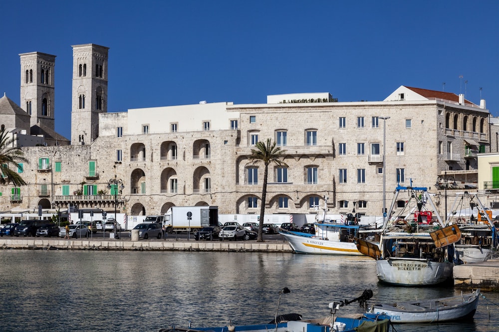 

Milano - Molfetta - DOGANA RESORT