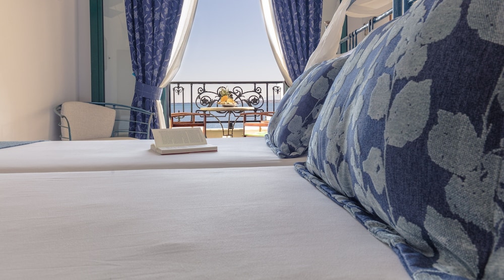 

Firenze - Skala - Agistri - Dionysos Hotel