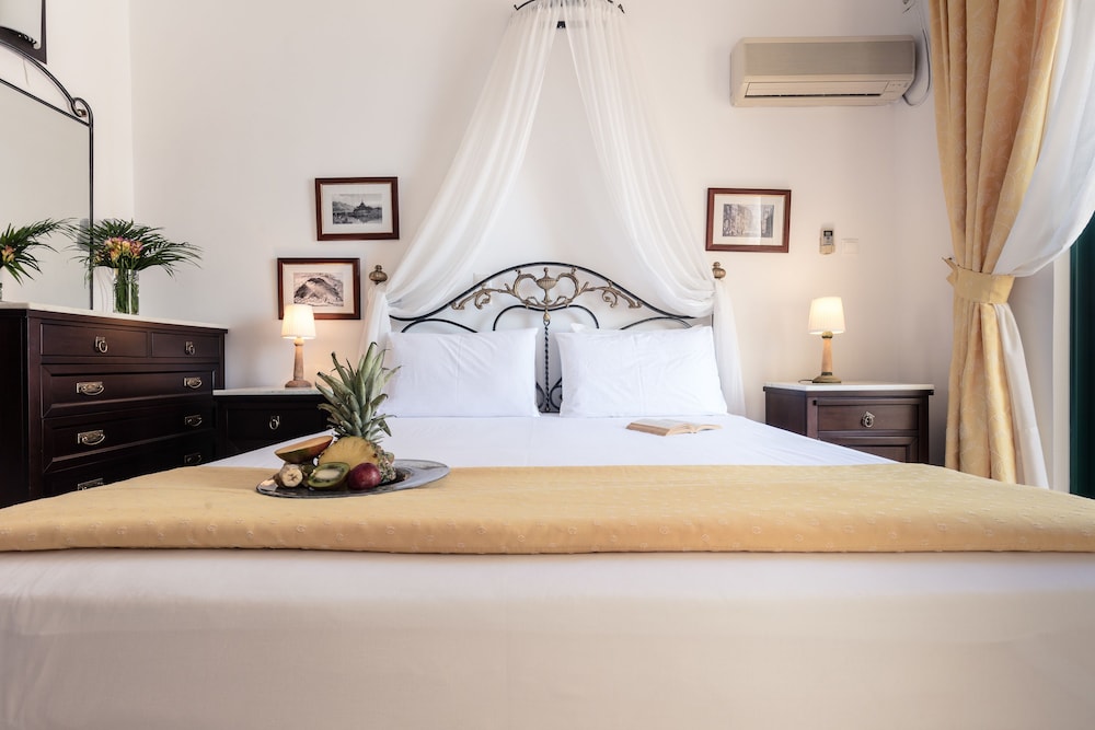 

Milano - Skala - Agistri - Dionysos Hotel