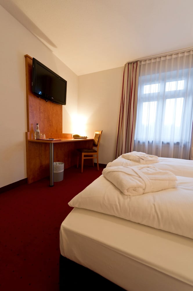 

Bari - Ludwigsburg - Hotel Neuwirtshaus