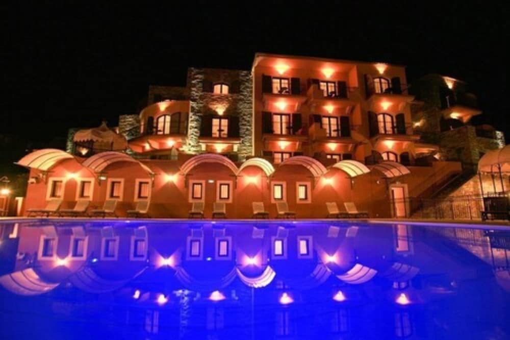 

Milano - Saint Florent - Hôtel Demeure Loredana