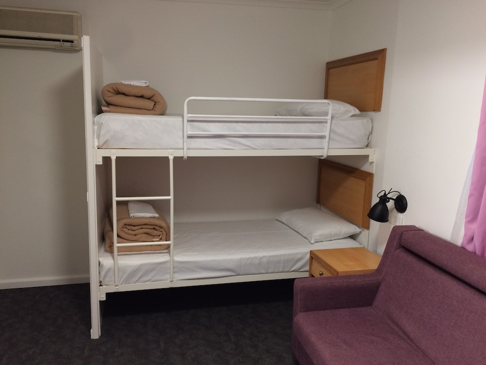 

Roma - Sydney - Edgecliff Lodge Motel