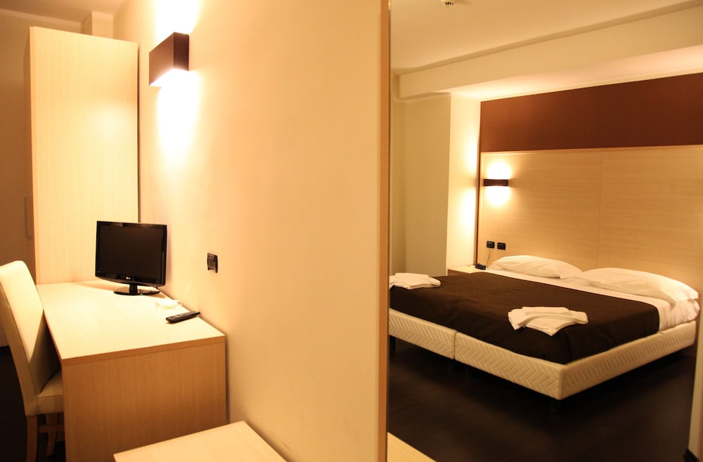 

Verona - Lamezia Terme - Hotel Sogni D'Oro Airport