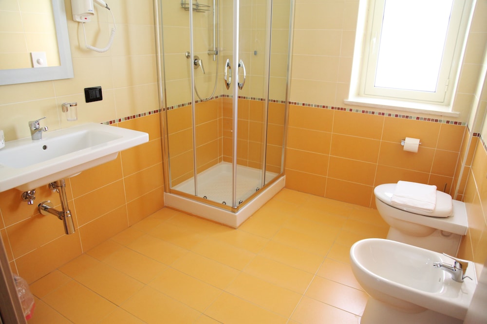 

Milano - Lamezia Terme - Hotel Sogni D'Oro Airport