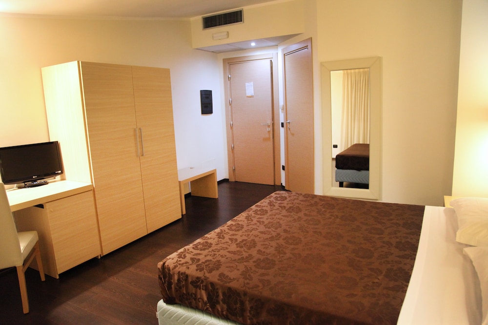 

Torino - Lamezia Terme - Hotel Sogni D'Oro Airport