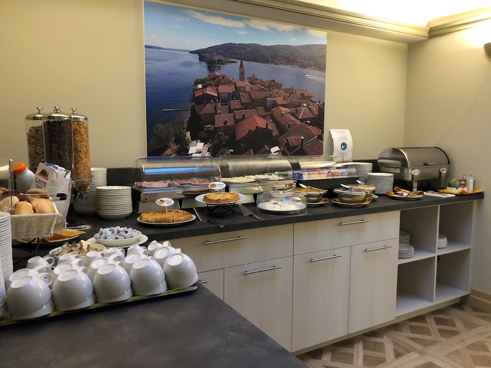 

Roma - Varese - Crystal Hotel Varese