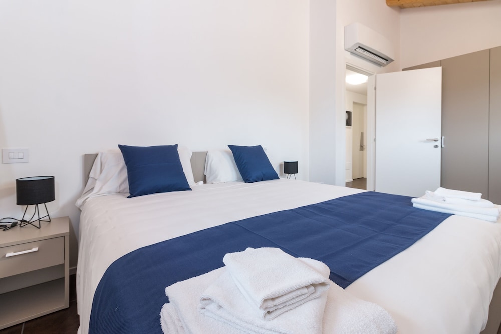 

Napoli - Torino - Hotel Cascina Fossata & Residence