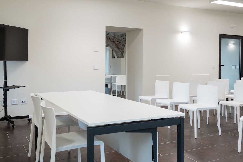 

Napoli - Venaria Reale - Hotel Cascina Fossata & Residence