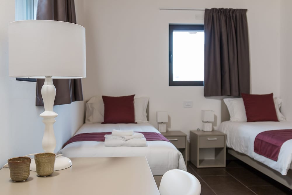 

Napoli - Venaria Reale - Hotel Cascina Fossata & Residence