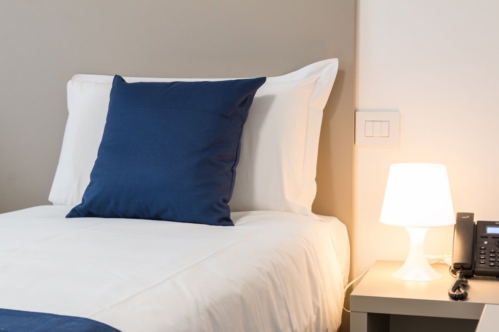 

Palermo - San Mauro Torinese - Hotel Cascina Fossata & Residence