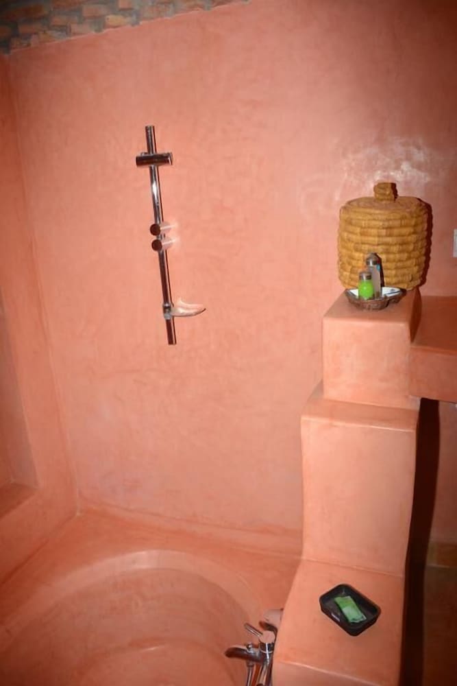

Milano - Oulad el Guern - Dar El Andalous Marrakech