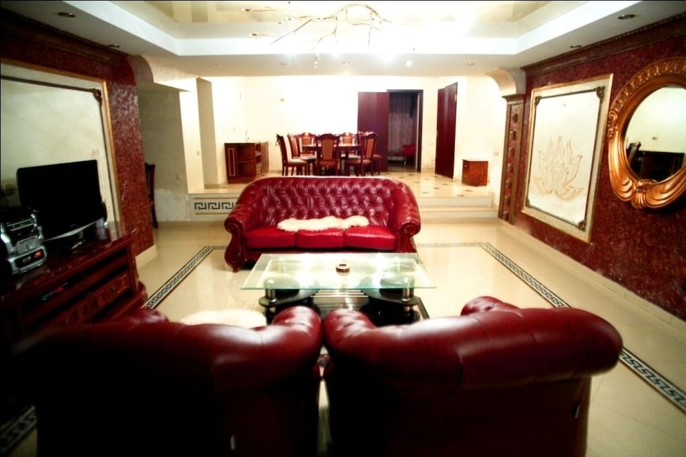 

Roma - Chişinău - Ezio Palace Hotel